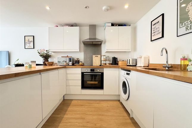 Flat 2, Felicia House, Newquay photo 3