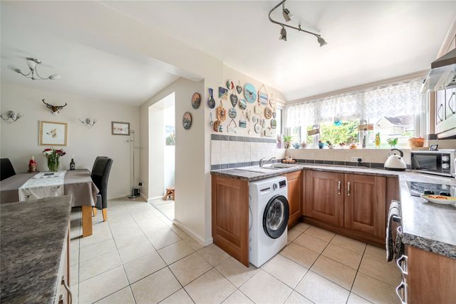 2a, Priors Hill, Wroughton photo 3