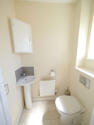 1 Howdon Green, Wallsend photo 4