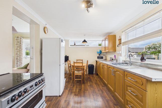 18, Hawthorn Avenue, Cherry Willingham photo 3