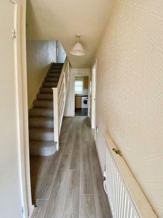 16, St Vincent Close, Long Eaton photo 2