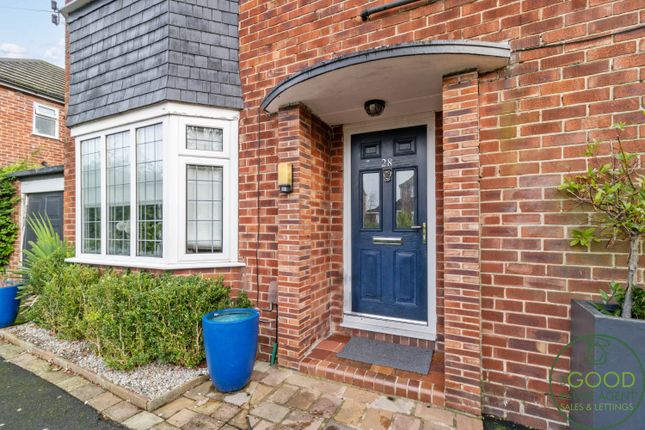 28, Grangeway, Wilmslow photo 2