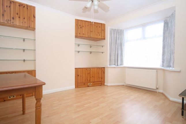 Thumbnail Flat to rent in Carr Road, Northolt