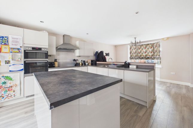 18, Blakes Way, Coleford photo 2