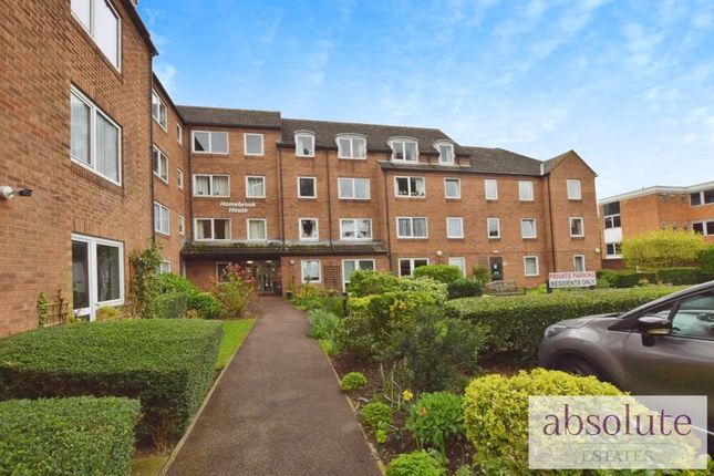 Thumbnail Flat for sale in Homebrook House, Cardington Road, Bedford