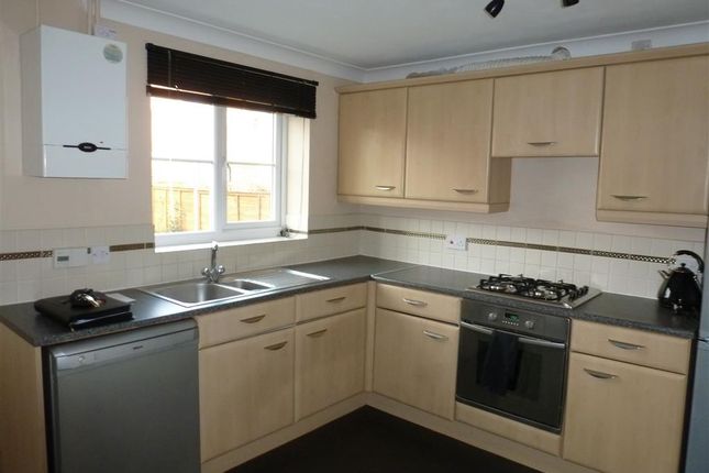 22, Gloucester Court, SCUNTHORPE photo 3