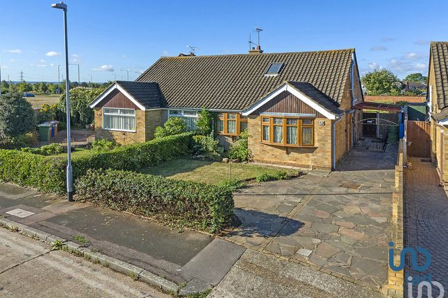 Bungalow for sale in Semples, Stanford-Le-Hope