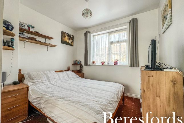Semi-detached house for sale in Mount Avenue, Romford