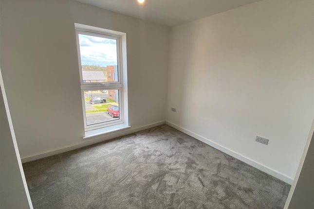 Flat to rent in Elm Road, Shirley, Solihull