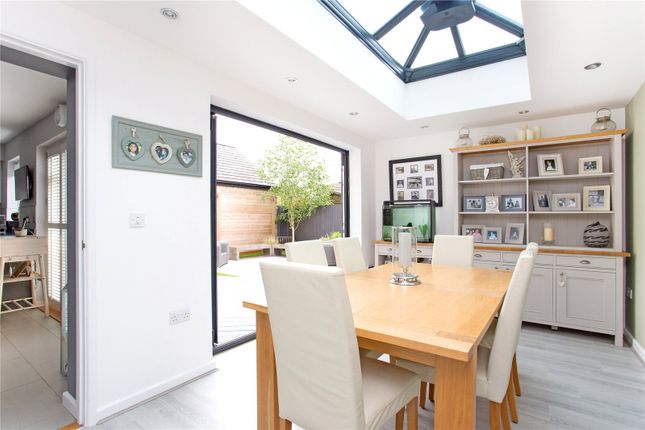 5 Bed Semi Detached House For In Minot Close Malmesbury