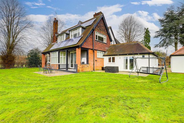 Detached house for sale in Trent Lane, Long Eaton, Nottinghamshire