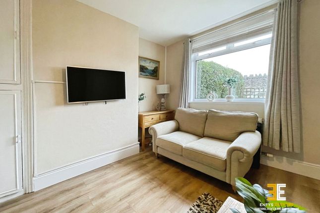 6 Marine Terrace photo 3