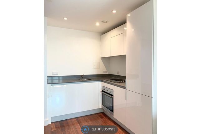 Apt  Metropolitan House, Hagley Road, Birmingham photo 5