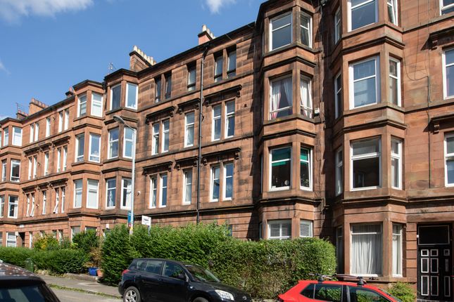 Thumbnail Flat for sale in Thornwood Avenue, Glasgow