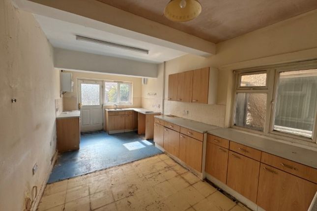 71 Wisbech Road, King's Lynn photo 2