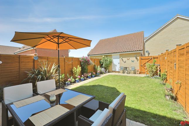 14, Byfords Way, Thetford photo 2