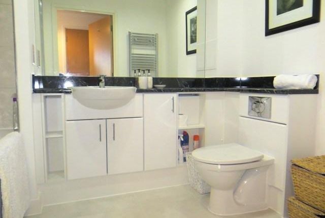 2, Cornmill Lane, Lewisham photo 2