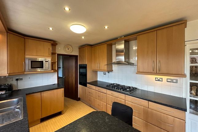 4 Bedroom Property To Rent In Hayes Ub4