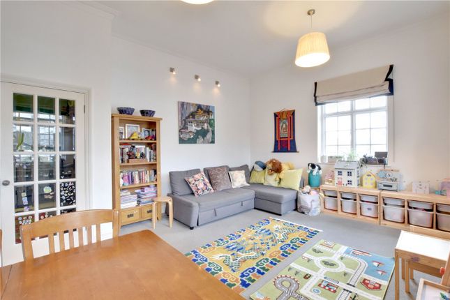 Flat for sale in Crooms Hill, Greenwich, London