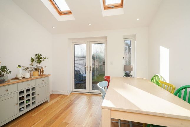 13 Hunter Hill Road, Sheffield photo 3