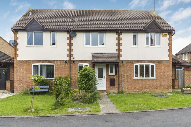 Thumbnail Terraced house for sale in Lapwing Close, Bicester