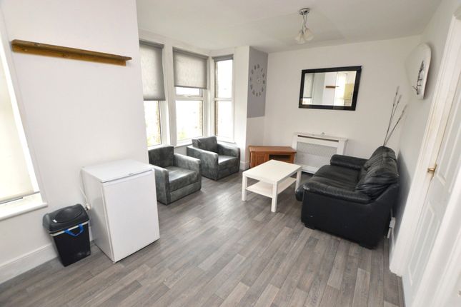 Flat 4, 1, Trenance Road, Cornwall photo 3