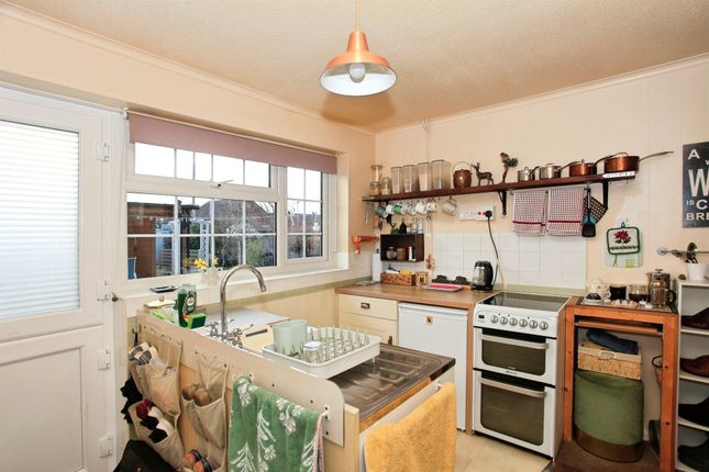 3, Larkspur Walk, Peterborough photo 3