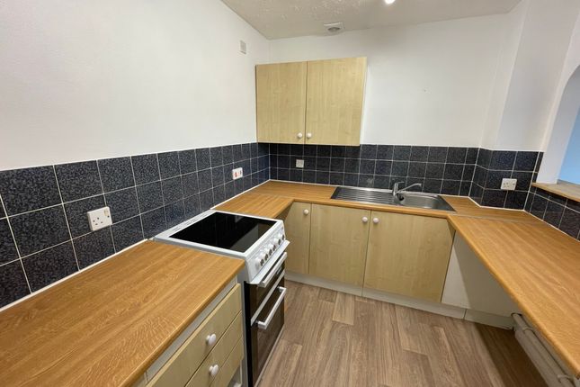 33 Grebe Court,, Grebe Road, Somerset photo 3