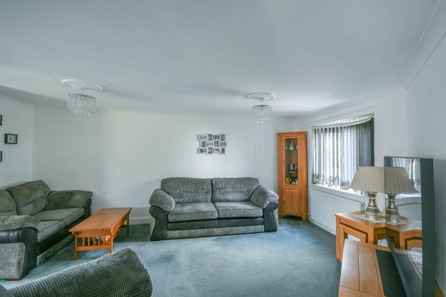 10, Foxhills Close, Washington photo 2
