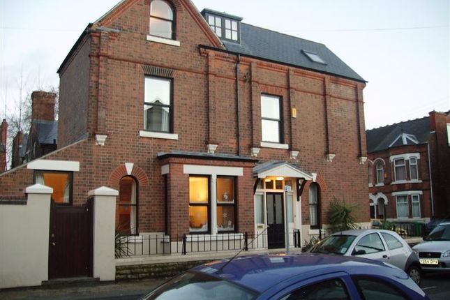 Attractive Red-Brick Period House With Bay Windows...