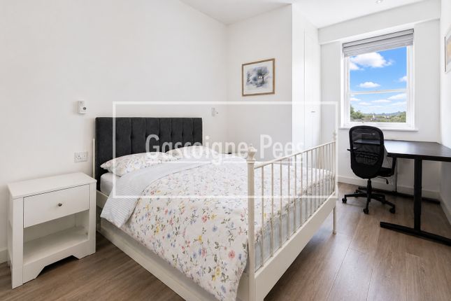 Flat 46, Guildford photo 5