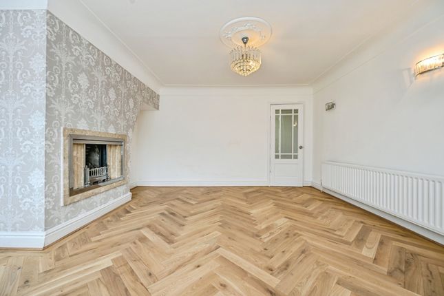 11, Clent Road, Merseyside photo 4