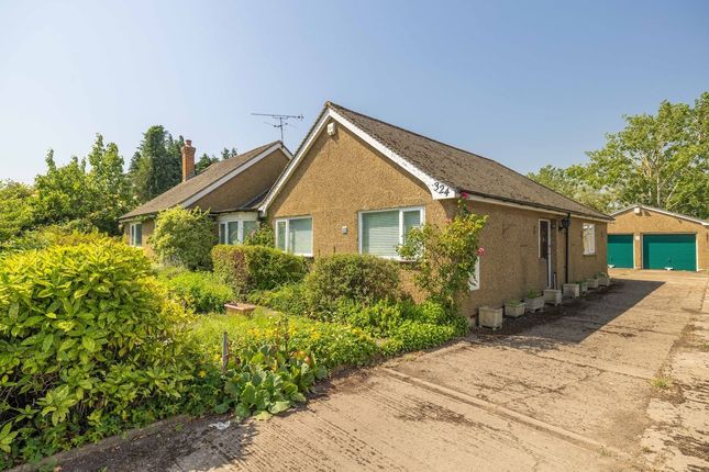 4-bed house on 324, Horton Road, Datchet, £800,000