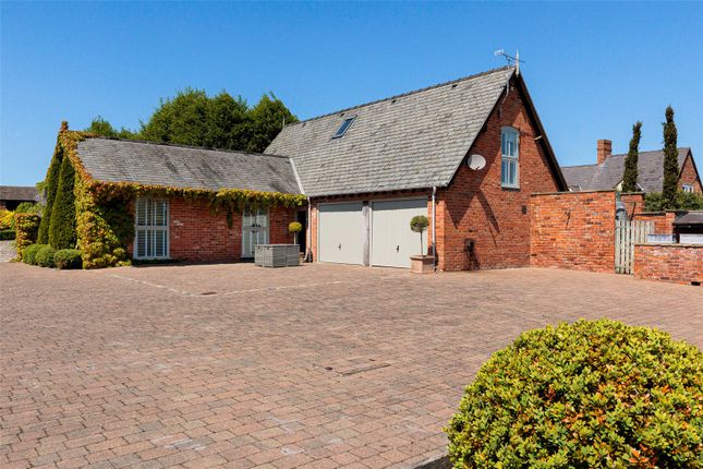 Garage &amp; Cottage