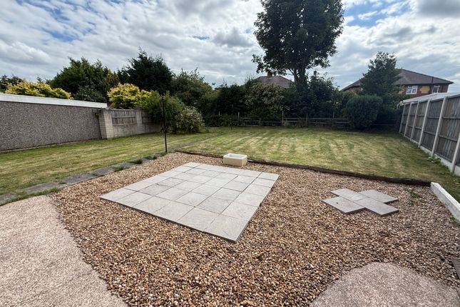 26, The Grove, Wickersley, Rotherham photo 3