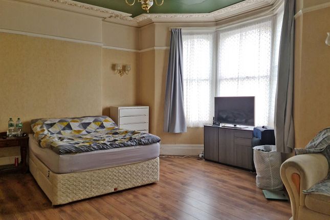 41, Upper Church Road, Weston-Super-Mare photo 3