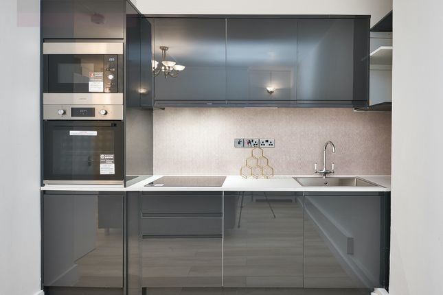 Flat 64 Edric House,, Page Street, London photo 2