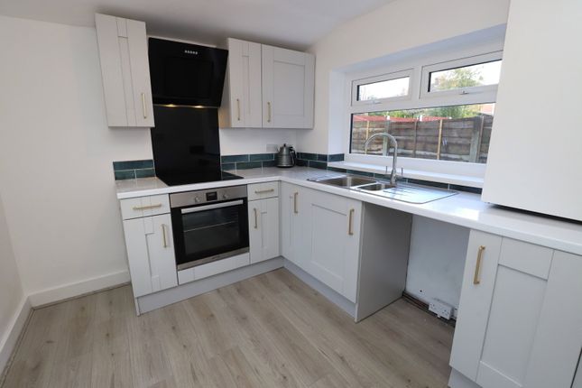 4, Craig Avenue, Bury photo 2