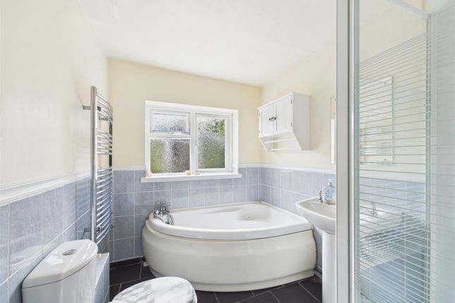 Wild Acres, Farm Road, Ruardean photo 4
