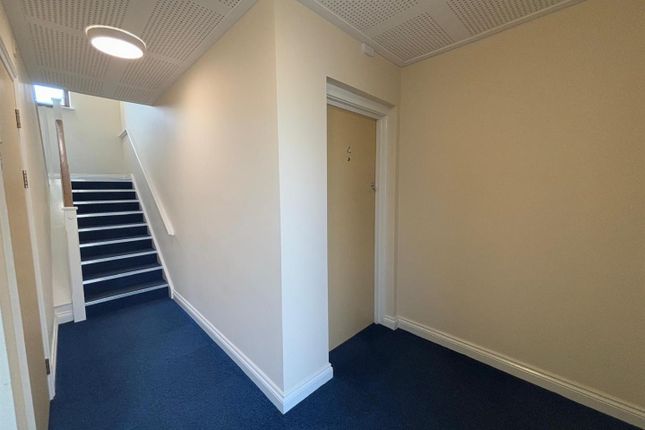 4, Chandlers Yard, Burry Port photo 2