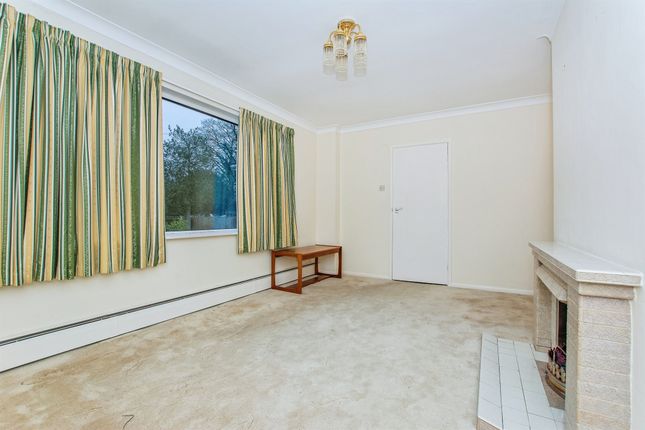 Zanric, Hockland Road, Wisbech photo 3