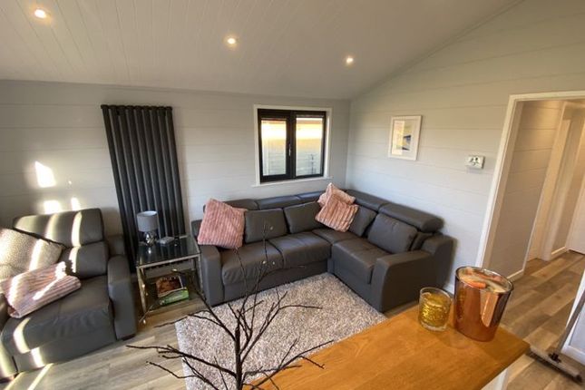 Mobile/park home for sale in Pinewood Retreat, Sidmouth Road, Lyme Regis