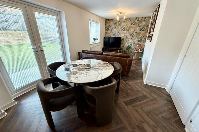 3, Willow Crescent, Chester Le Street photo 3