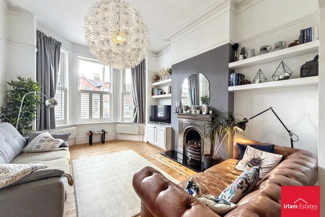 43 Victoria Crescent, Manchester photo 3