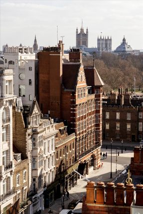 Flat for sale in St. James's Street, St. James's, London