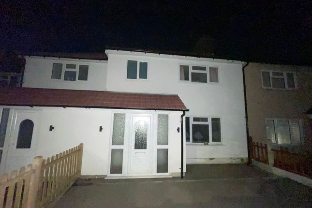 101 Feenan Highway Tilbury Rm18 8Ex (13).Jpeg