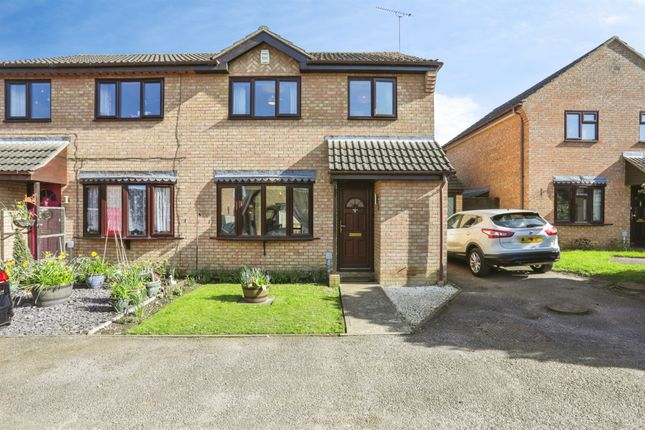 3-bed house on 54, Spencer Way, Stowmarket, £270,000
