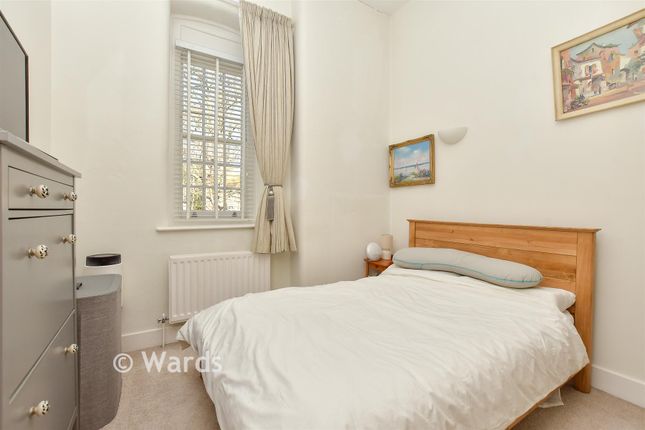 Queens House, Fennel Close, Maidstone photo 3
