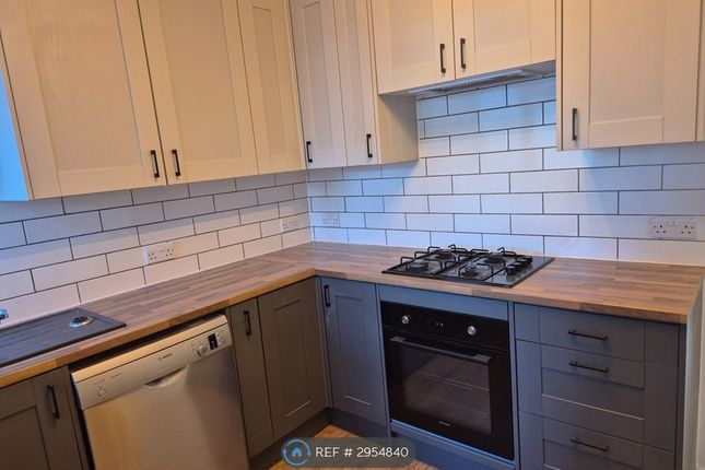 Vansittart Road, Windsor photo 2