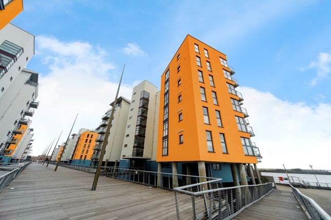 Flat for sale in Midway Quay, Eastbourne